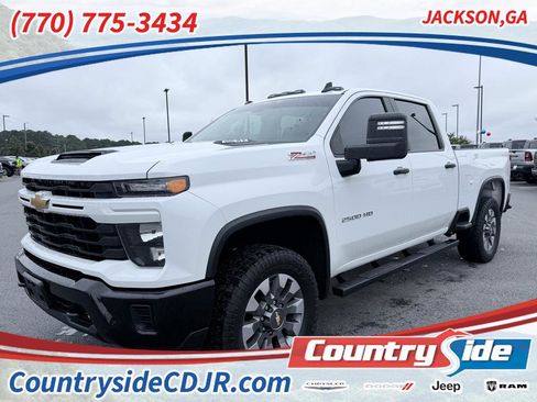 Used 2024 Chevrolet Silverado 2500 Custom w/ Custom Convenience Package AWD/4WD image 1