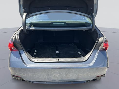 Used 2019 Toyota Avalon XSE w/ All Weather Liner Package FWD image 25