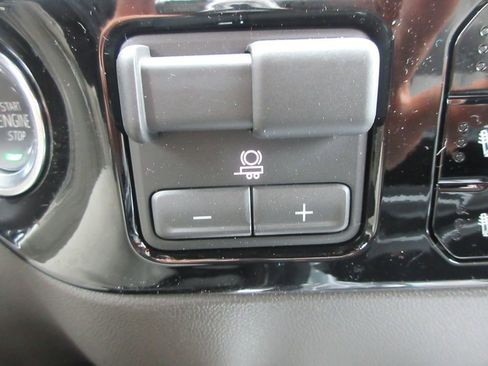 New 2026 GMC Sierra 2500 SLT w/ SLT Premium Package image 19