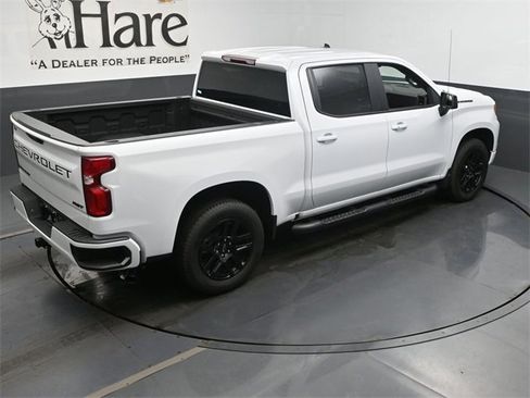 New 2025 Chevrolet Silverado 1500 RST w/ LPO, Dark Essentials Package image 18