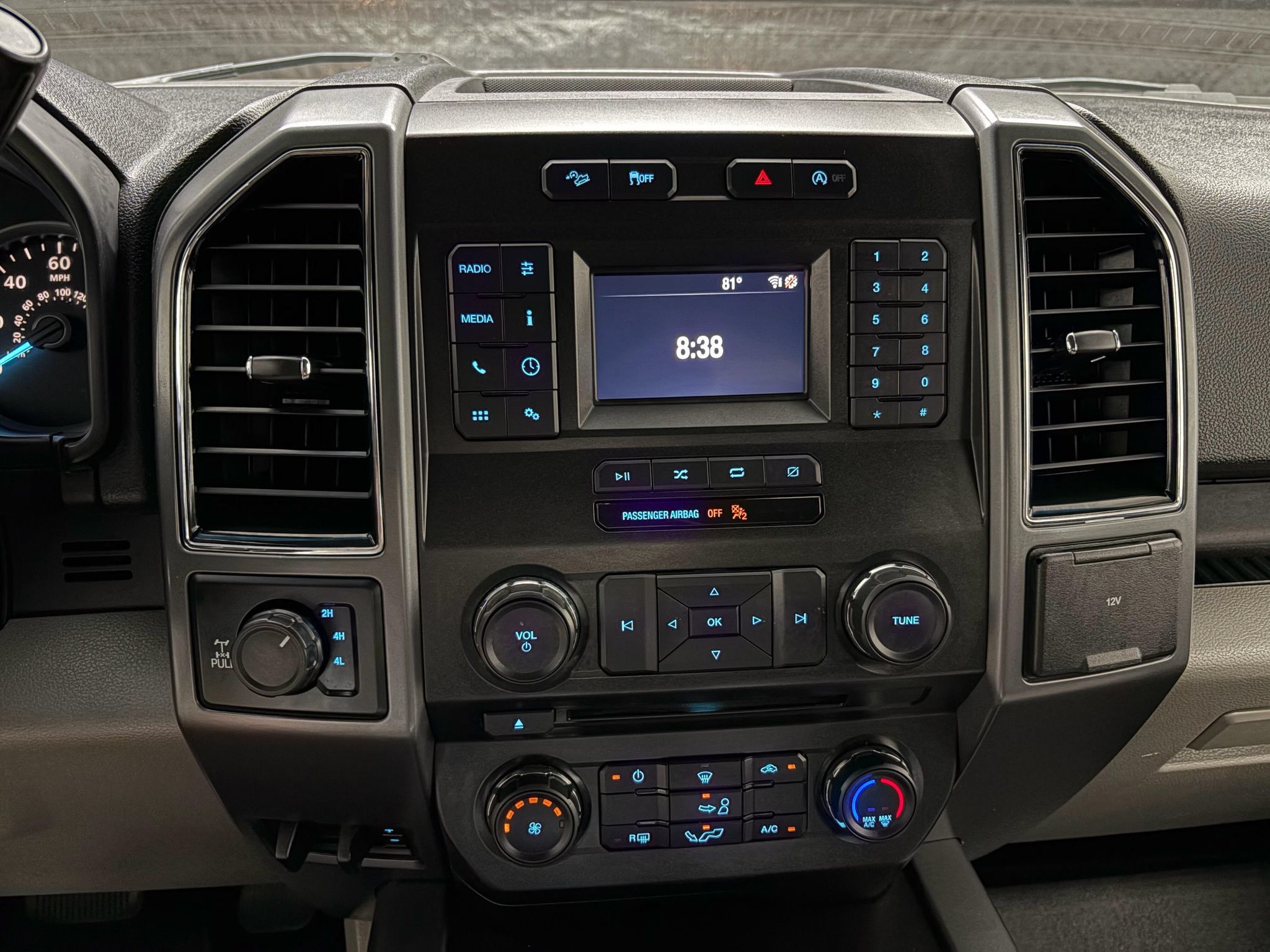 Used 2018 Ford F150 XLT w/ FX4 Off-Road Package AWD/4WD image 13