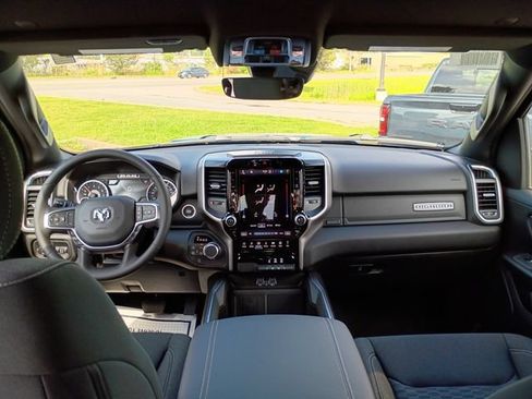 New 2026 RAM 1500 Big Horn AWD/4WD image 9