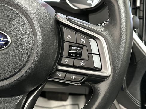 Used 2023 Subaru Forester Premium image 27