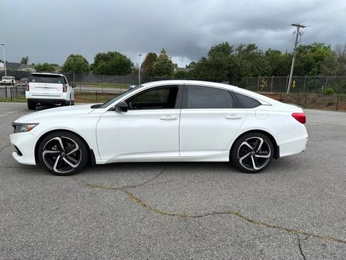 Used 2022 Honda Accord Sport image 7