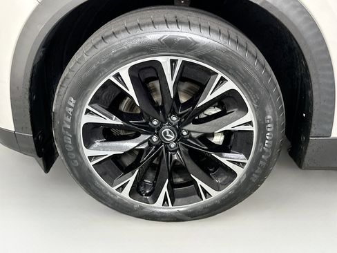 Used 2024 MAZDA CX-90 Plug-In Hybrid w/ Premium Plus image 11