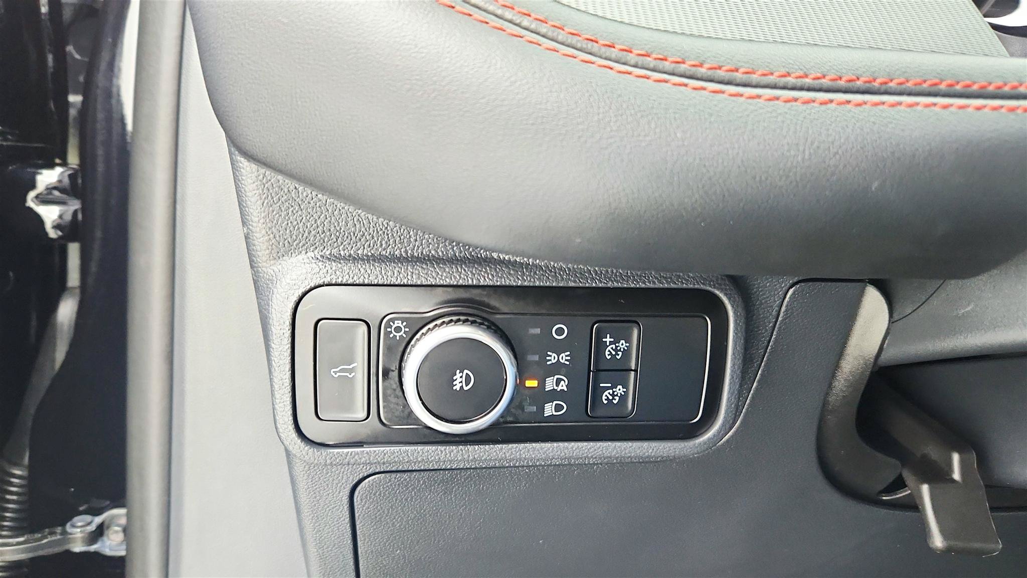 Used 2025 Ford Explorer ST-Line AWD/4WD image 27