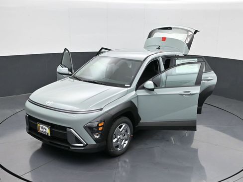 New 2026 Hyundai Kona SE image 30