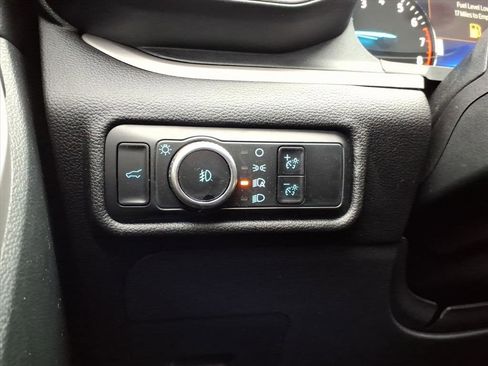 Certified 2023 Ford Explorer XLT w/ Equipment Group 202A image 19