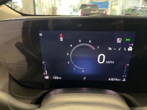 Used 2024 Buick Encore GX Preferred FWD image 12