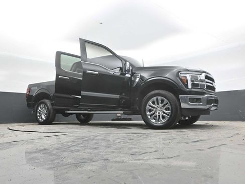 Used 2025 Ford F150 Lariat w/ Equipment Group 501A Mid AWD/4WD image 55