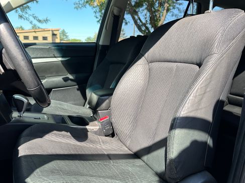 Used 2011 Subaru Outback 2.5i Premium AWD/4WD image 13