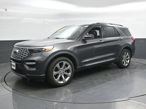 Used 2020 Ford Explorer Platinum w/ Premium Technology Package AWD/4WD image 7
