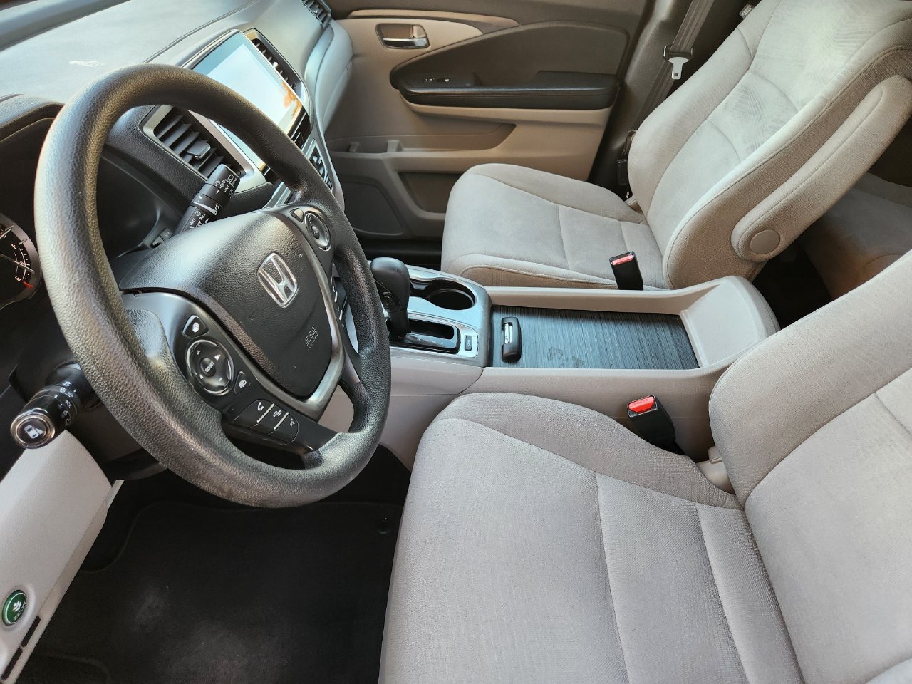 Used 2018 Honda Pilot EX image 12