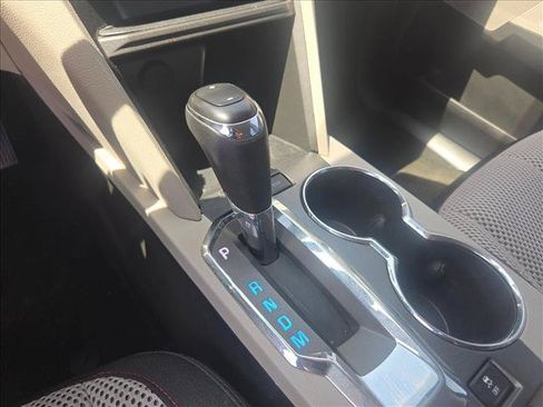 Used 2017 Chevrolet Equinox LT FWD image 15