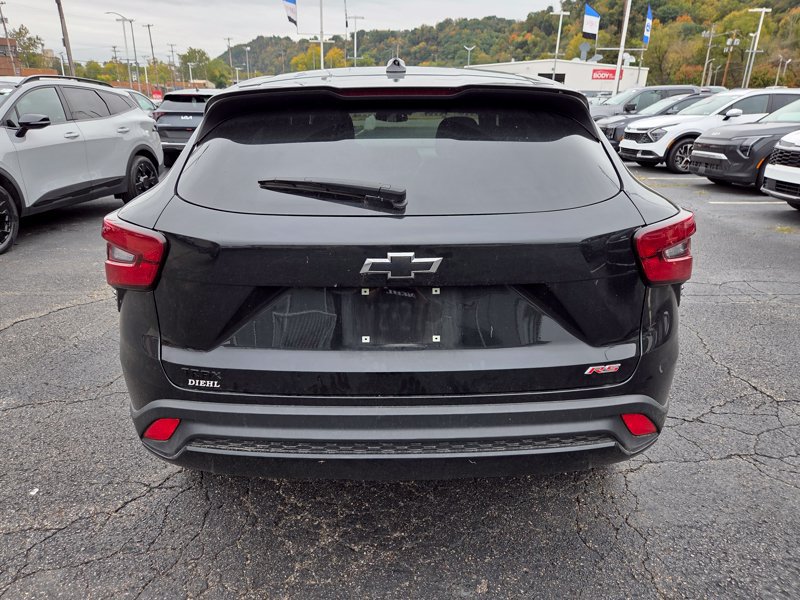 Used 2024 Chevrolet Trax RS w/ Driver Confidence Package FWD image 6