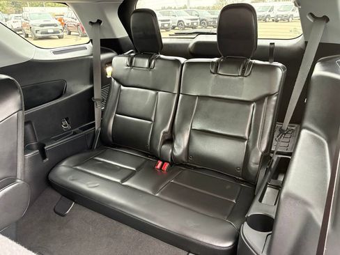 Used 2021 Ford Explorer XLT w/ Equipment Group 202A image 15