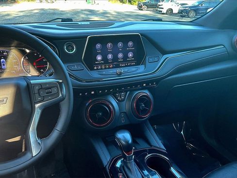 Certified 2022 Chevrolet Blazer RS w/ Enhanced Convenience Package image 10
