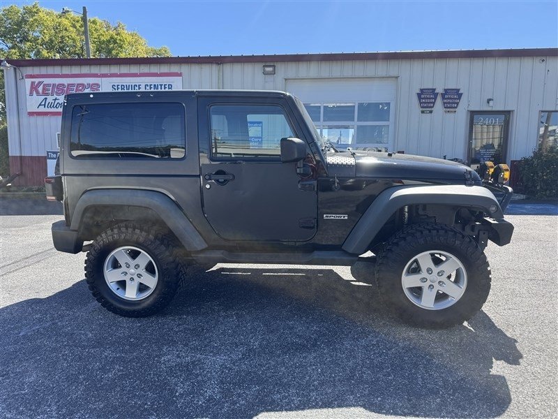 Used 2012 Jeep Wrangler Sport AWD/4WD image 1