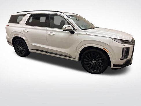 Used 2025 Hyundai Palisade Calligraphy image 4