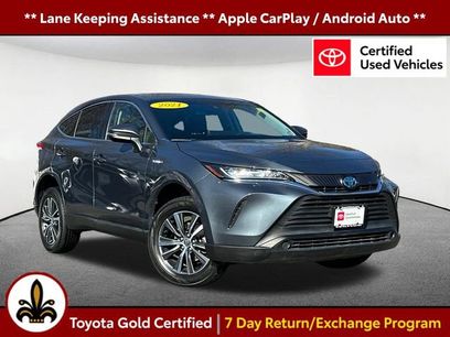 Certified 2021 Toyota Venza LE w/ Carpet Mat Package (TMS)