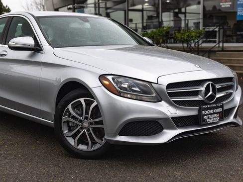 Used 2015 Mercedes-Benz C 300 4MATIC Sedan image 3