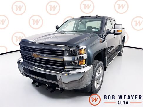 Used 2017 Chevrolet Silverado 2500 W/T w/ Snow Plow Prep Package AWD/4WD image 3