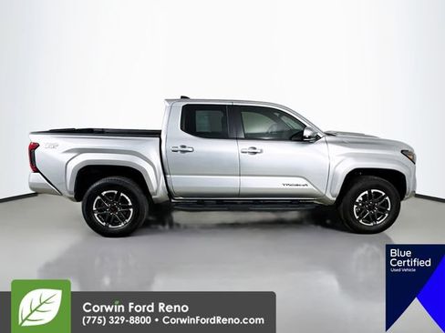 Used 2025 Toyota Tacoma TRD Sport w/ TRD Sport Upgrade Package image 10