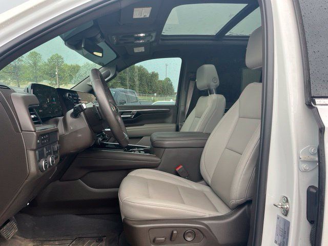 Used 2025 Chevrolet Tahoe LT w/ Comfort Package RWD image 7