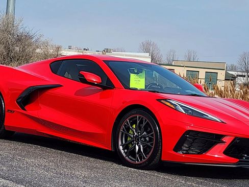 Used 2023 Chevrolet Corvette Stingray Preferred Cpe w/ Battery Protection Package image 2