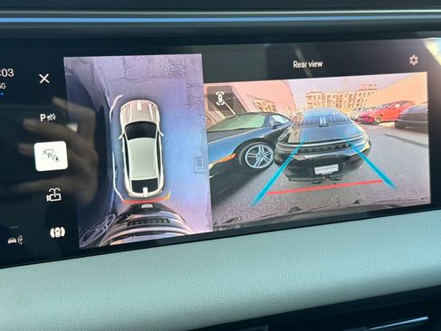 Used 2025 Porsche Macan 4S Electric image 23