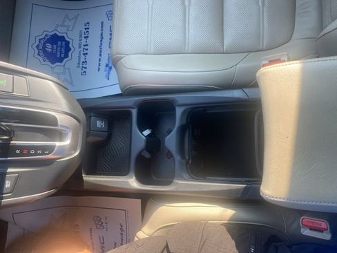 Used 2017 Honda CR-V Touring image 24