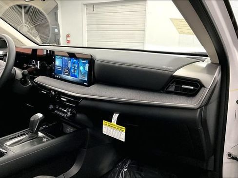 New 2026 Nissan Kicks SV w/ Cold Weather Package AWD/4WD image 35