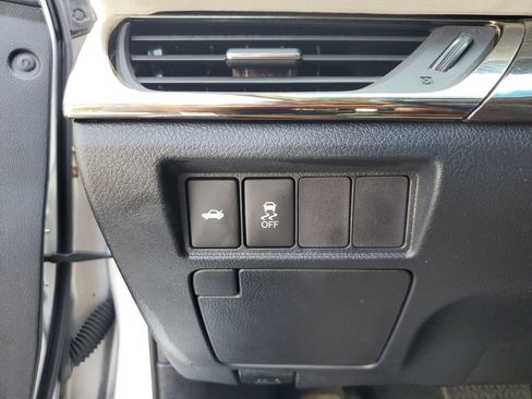Used 2014 Toyota Avalon XLE Premium FWD image 28