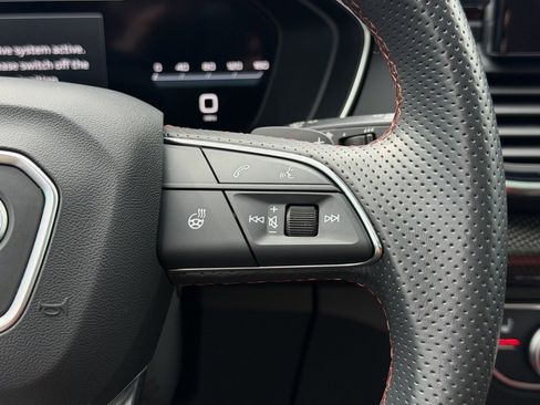 Used 2023 Audi SQ5 Premium Plus w/ Premium Plus Package image 21