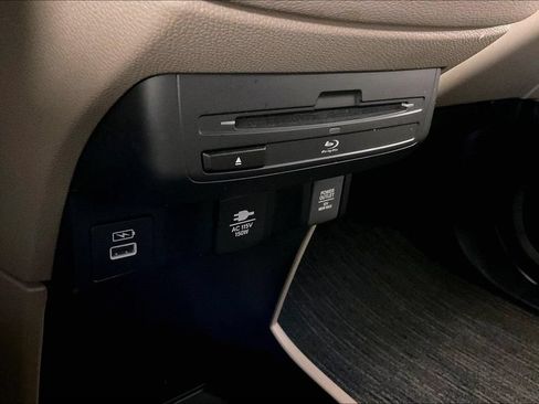 Used 2023 Honda Odyssey Touring image 30