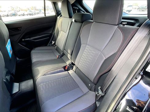 Used 2024 Subaru Impreza 2.0i Sport image 19