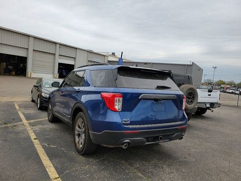 Used 2023 Ford Explorer XLT w/ Equipment Group 202A image 4