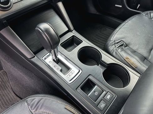 Used 2017 Subaru Outback 2.5i Limited image 20