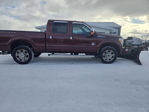 Used 2016 Ford F250 Platinum w/ Platinum Package image 7