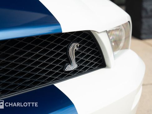 Used 2008 Ford Mustang Shelby GT500 RWD image 4