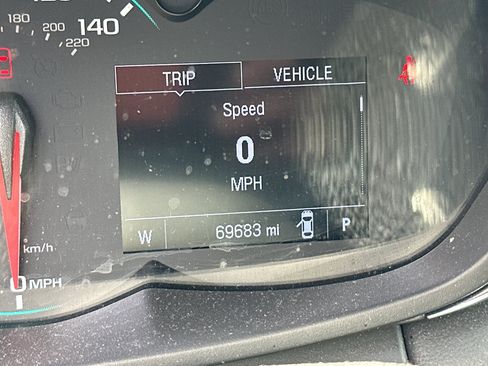 Used 2020 Chevrolet Trax LT w/ Driver Confidence Package FWD image 26
