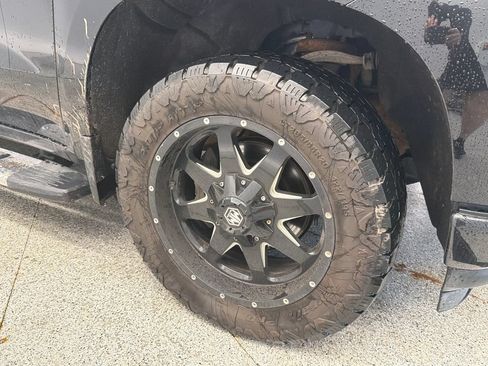 Used 2021 Chevrolet Silverado 1500 RST w/ Z71 Off-Road Package AWD/4WD image 6