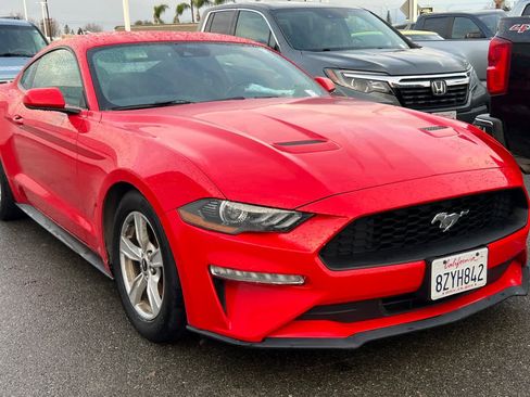 Used 2021 Ford Mustang EcoBoost image 3