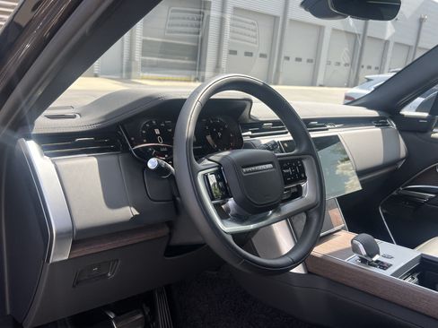 Used 2026 Land Rover Range Rover SE AWD/4WD image 20