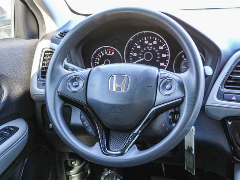 Used 2022 Honda HR-V LX image 15