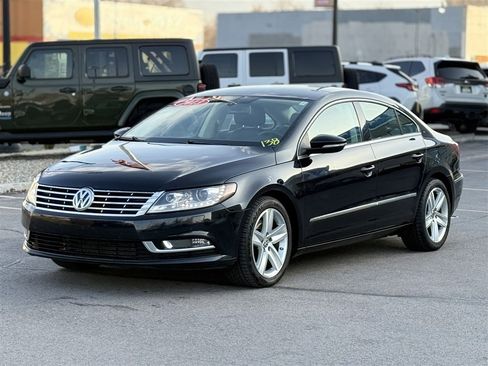 Used 2013 Volkswagen CC Sport image 3