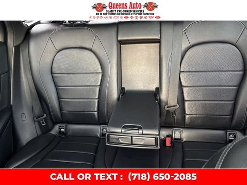 Used 2019 Mercedes-Benz GLC 300 GLC 300 4MATIC SUV w/ Premium Package image 16