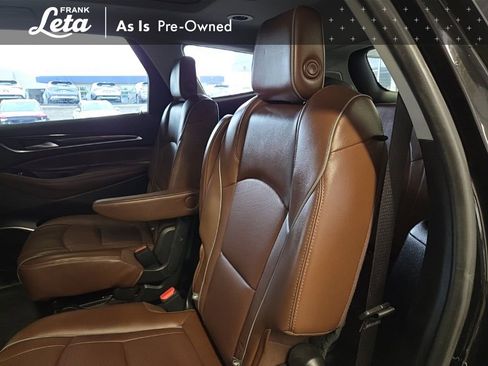 Used 2018 Buick Enclave Avenir w/ Avenir Technology Package FWD image 22