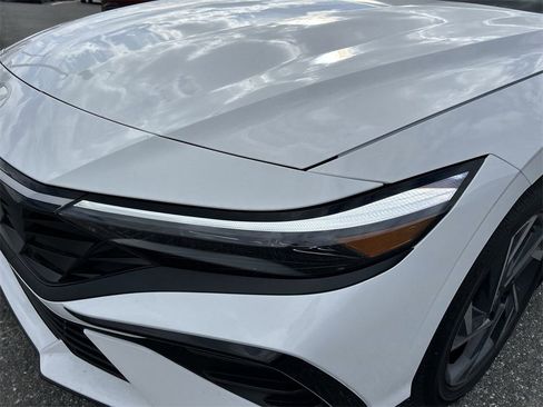 New 2026 Hyundai Elantra Limited image 14