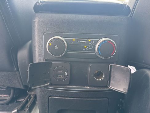 Used 2022 Ford Explorer XLT w/ Equipment Group 202A image 31